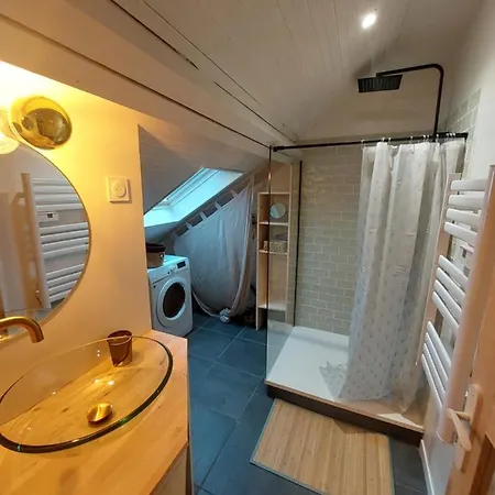 Chaleureux Classe 3 Etoiles - Idealement Situe